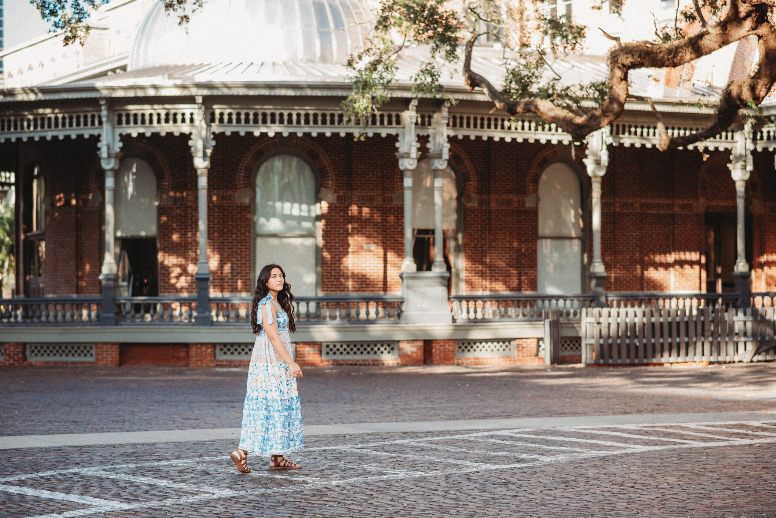 Senior girl photo session, Henry B plant museum, tampa