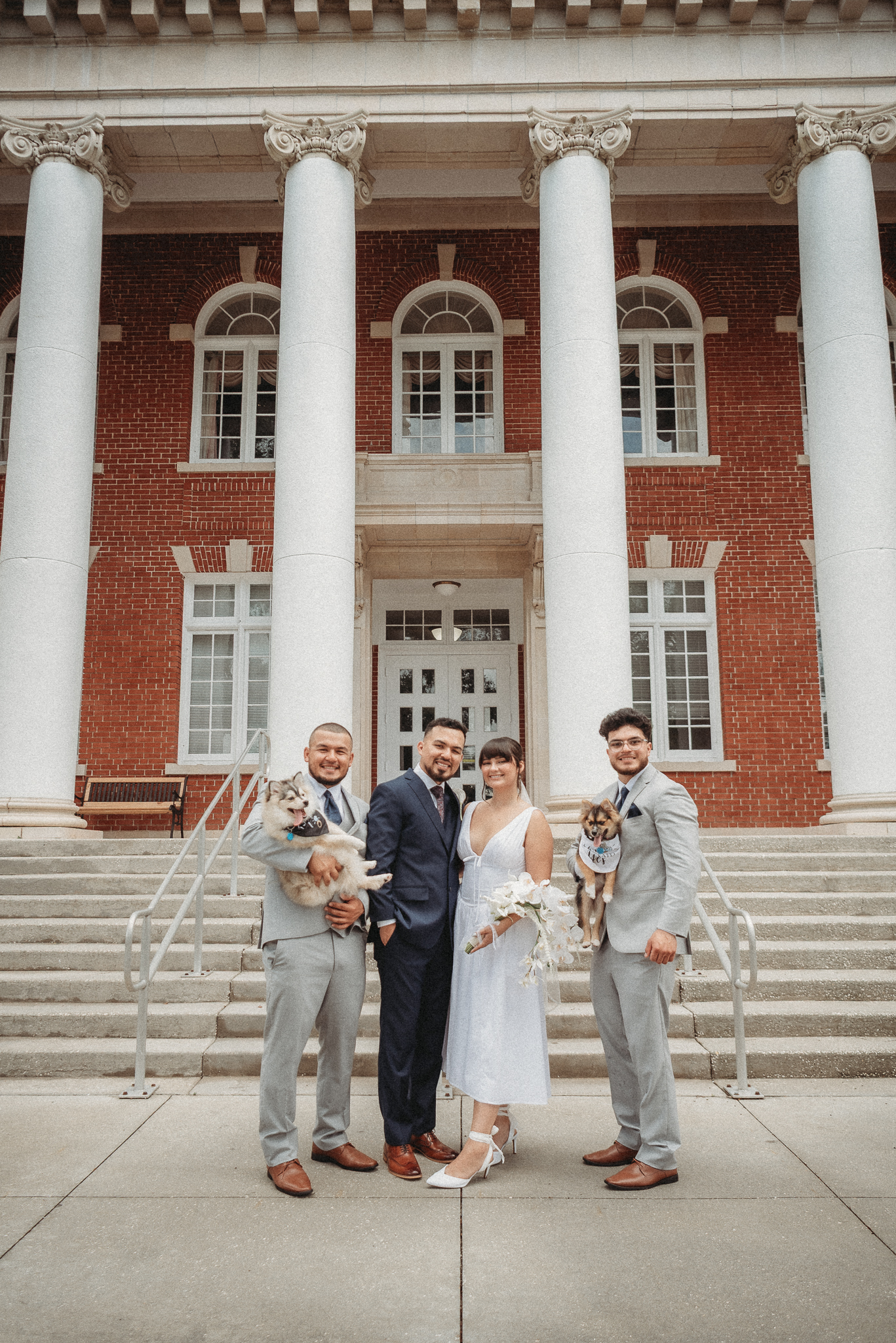 Intimate courthouse wedding ceremony in Brooksville Florida
