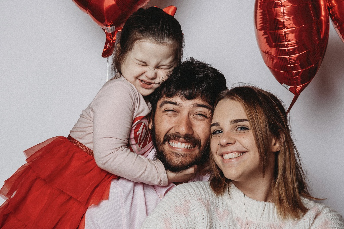 Fun valentine mini sessions Brooksville FL couple laughing