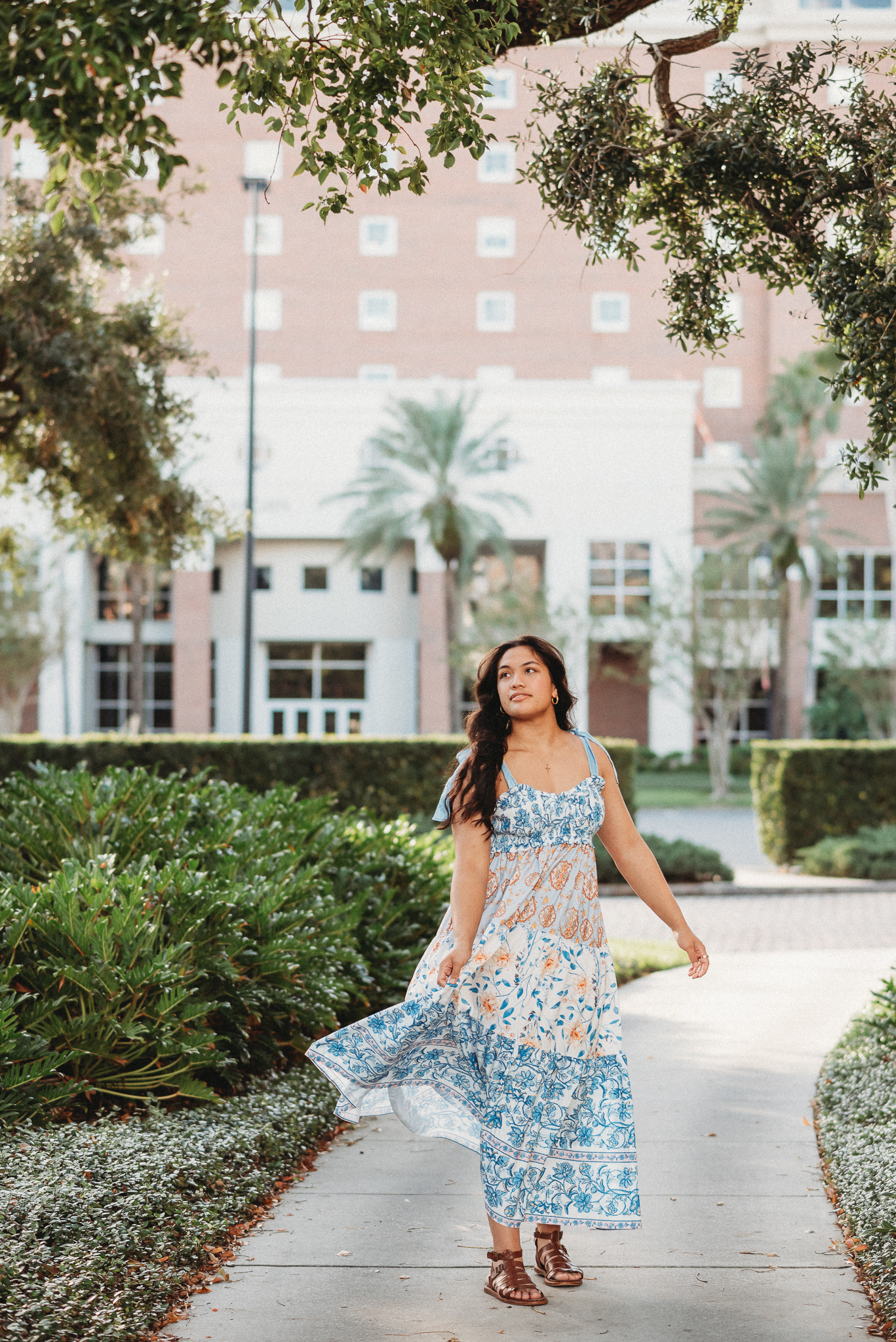 Senior girl photos session henry plant museum tampa florida